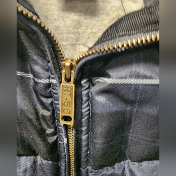 Route 66 Lined Puffer Vest, Men's Size Large, Made of Polyester & Cotton - Picture 3 of 4